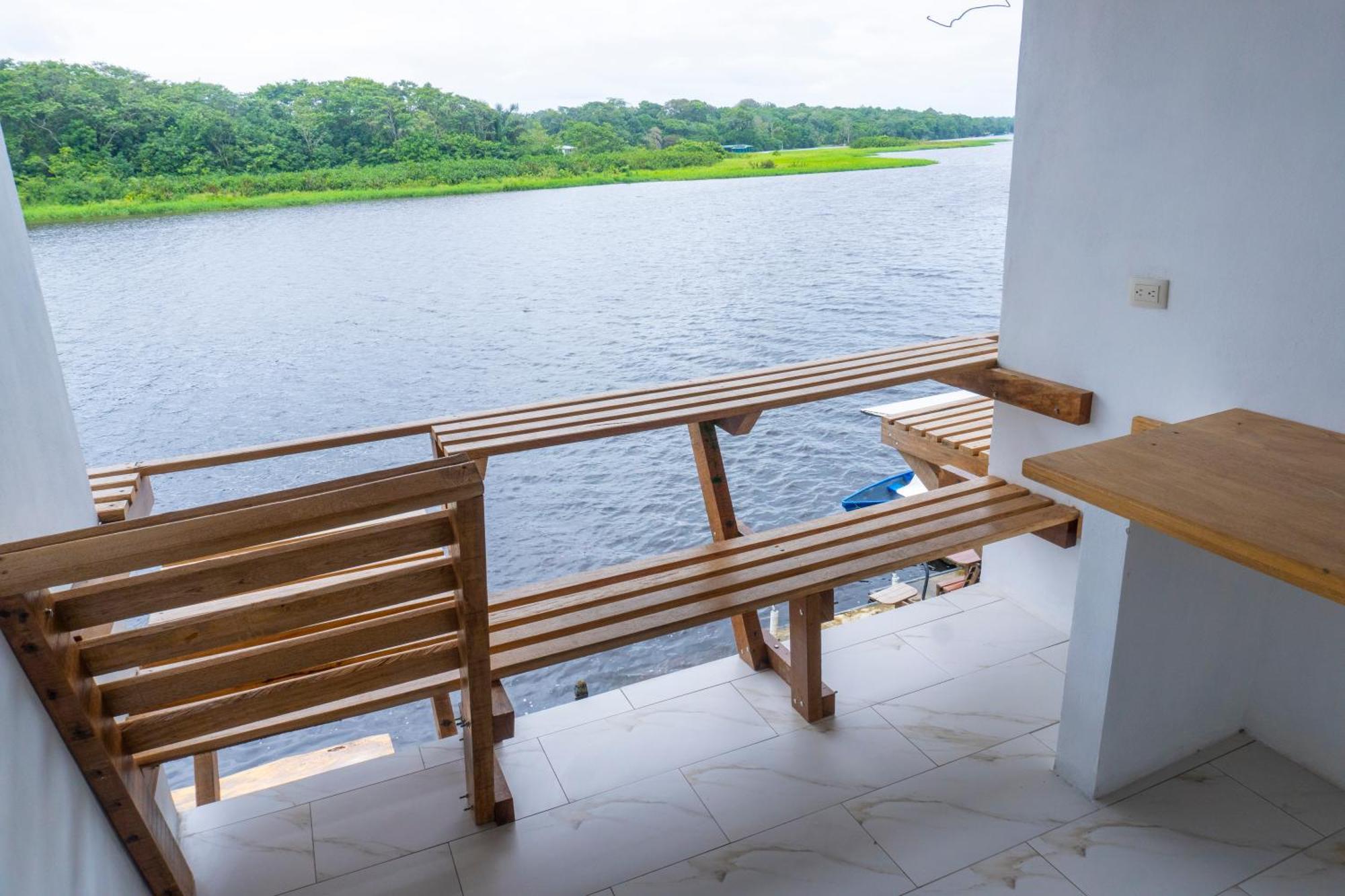 Hotel Pura Natura Riverside تورتوجويرو المظهر الخارجي الصورة