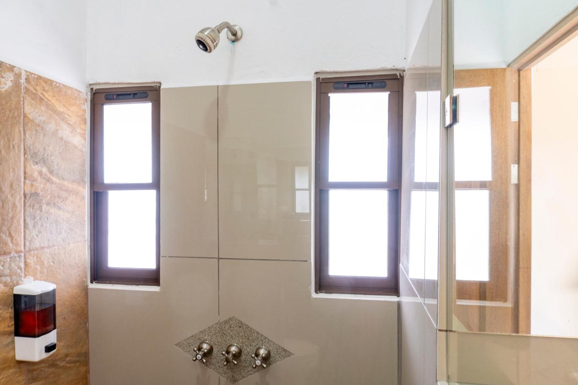 Hotel Pura Natura Riverside تورتوجويرو المظهر الخارجي الصورة