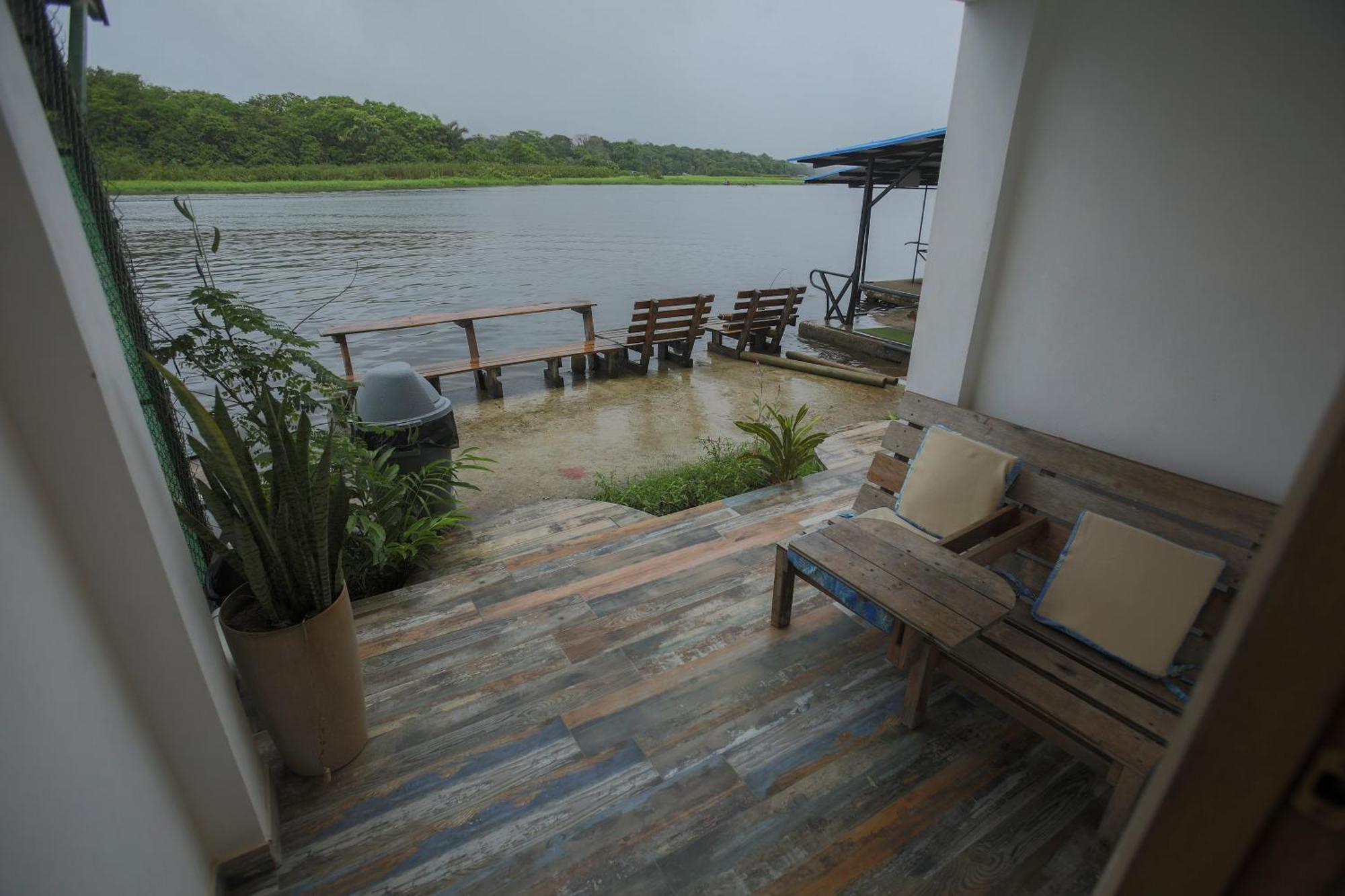 Hotel Pura Natura Riverside تورتوجويرو المظهر الخارجي الصورة